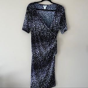 Maternity wrap dress, size medium